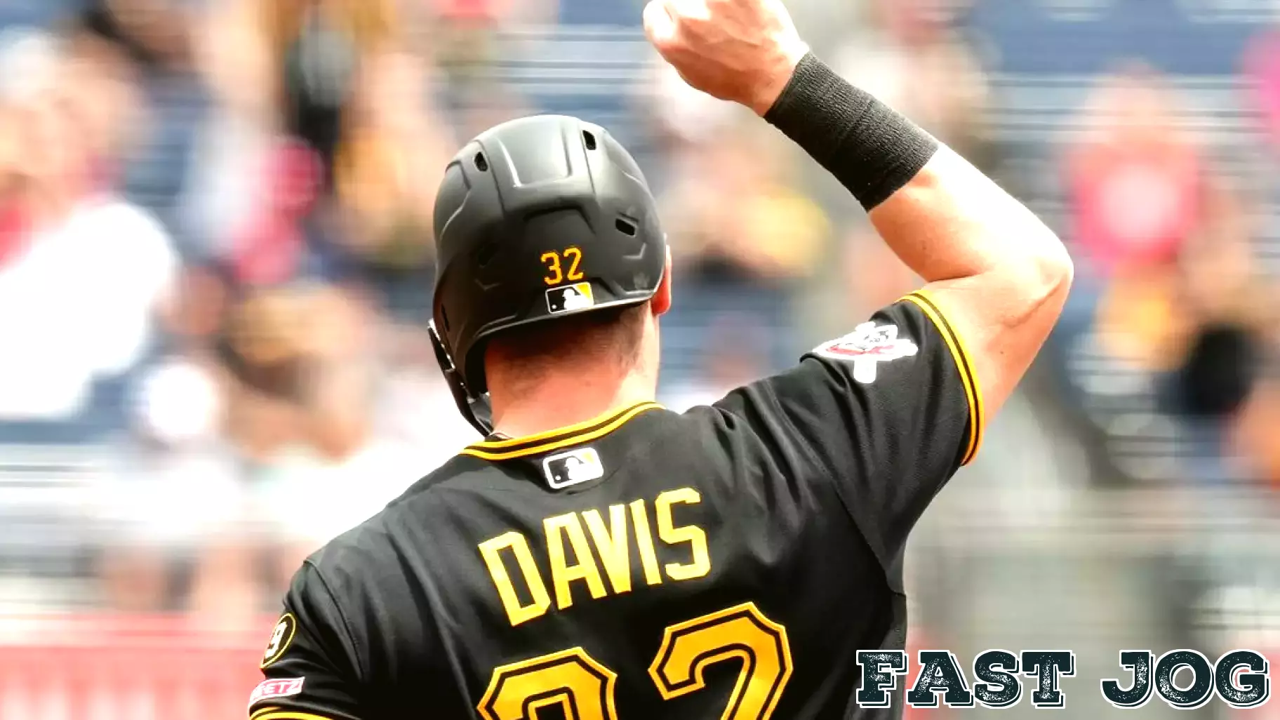 2-RBI days from Henry Davis, Brandon Lowe lead the Pirates to a series win against the Mariners