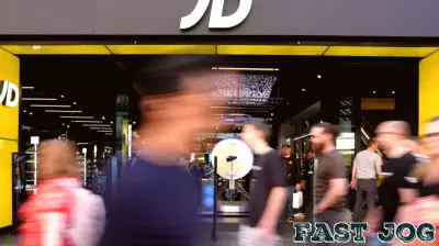JD Sports Anticipates Minimal Profit Growth Amid Market Volatility