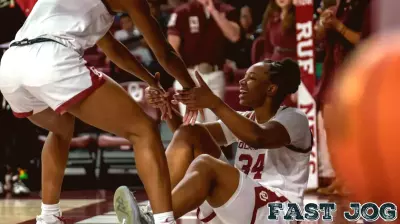 Oklahoma Women's Basketball Reflects on Season After Bueckers-Led Defeat