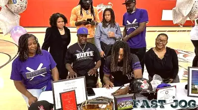 Pine Bluff High School Star Signs with Holmes Community College Basketball Team