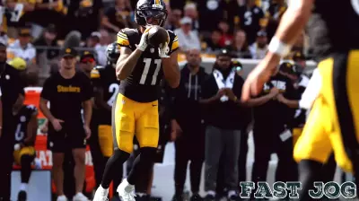 Steelers WR Michael Pittman Jr. Limited by Foot Injury
